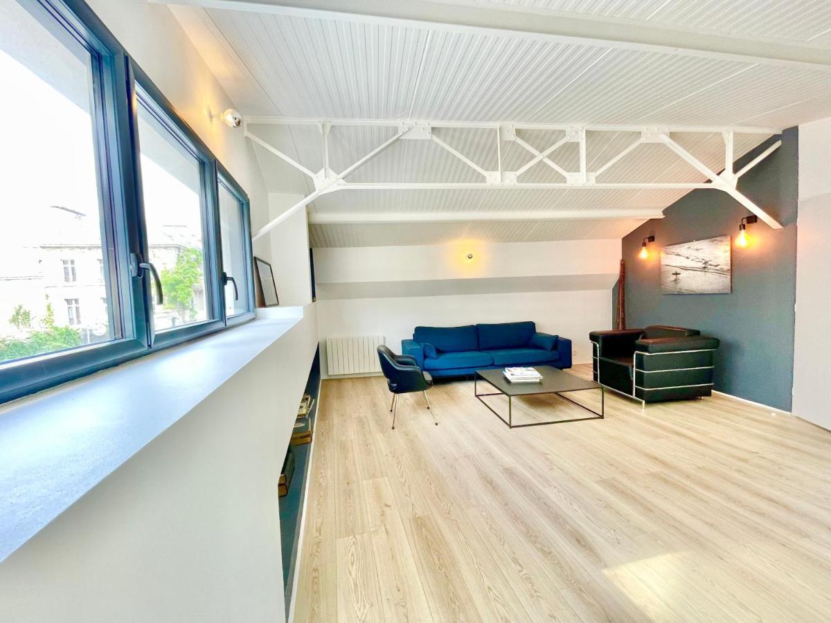 VILLA LE LOFT - CALME&DECO - Patio intime - Salle de Cinéma - Centre Ville Vannes Exterior foto